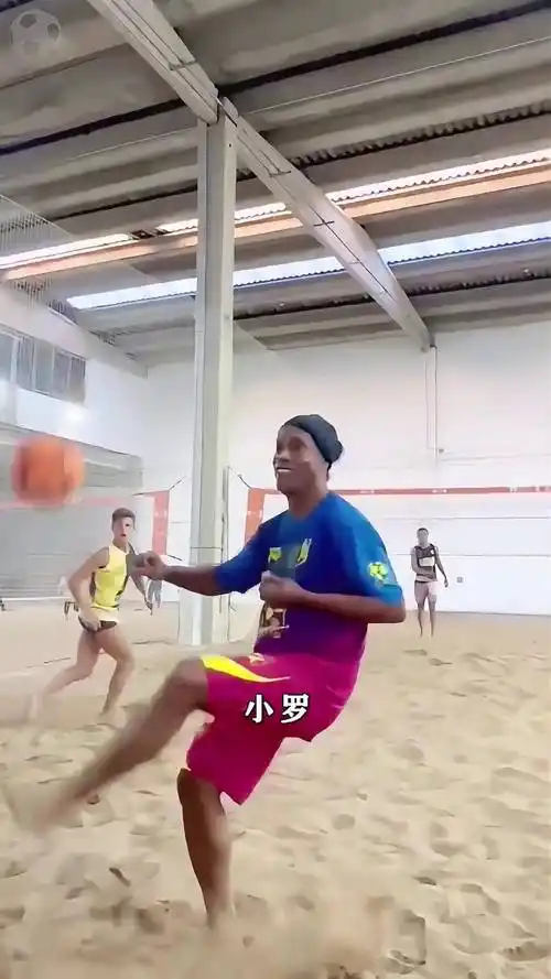 队的阵容厚