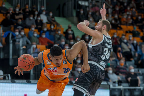 很可能意味 很可能意味